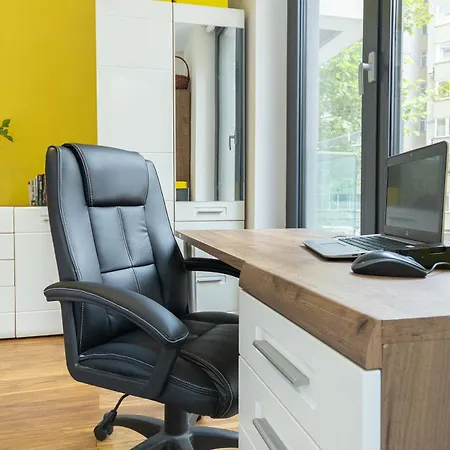 The Terrace Lounge By Rv Apartament Varna